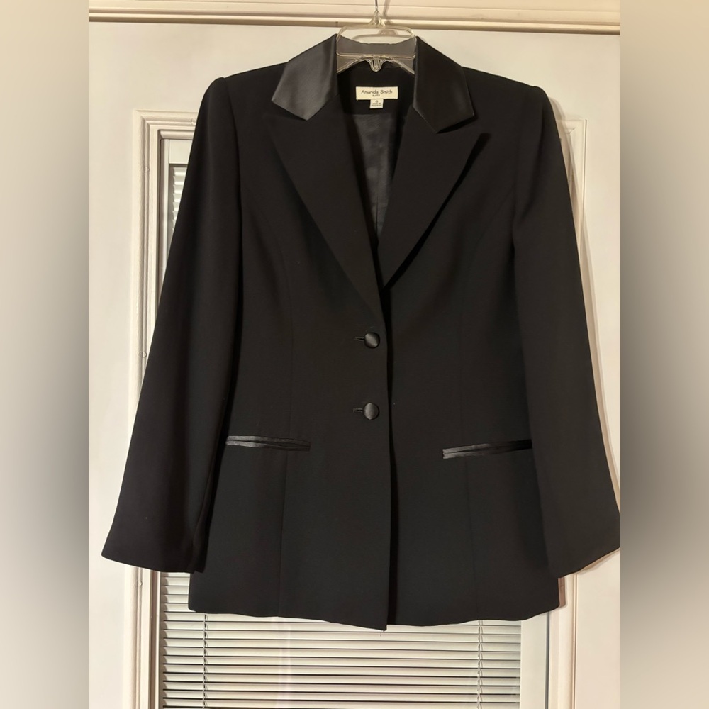 Amanda Smith Black Blazer with Satin Accent